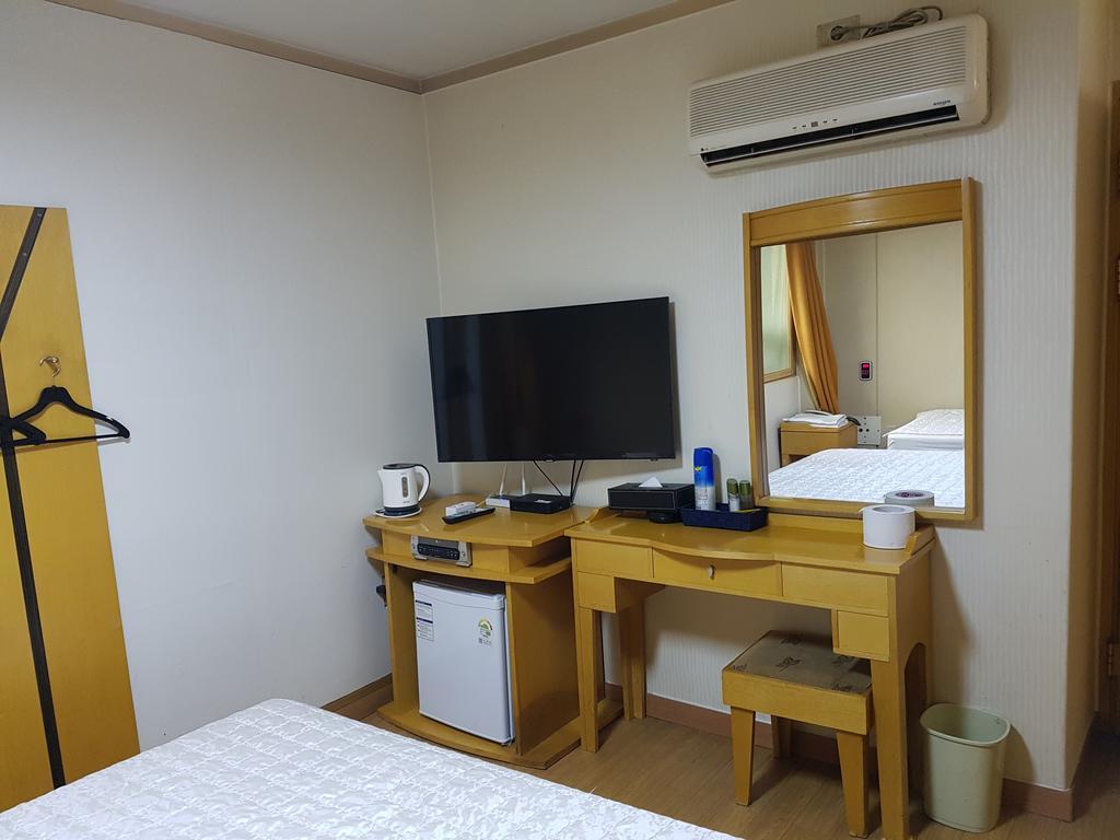 New Boolim Tourist Hotel Seoul Rom bilde