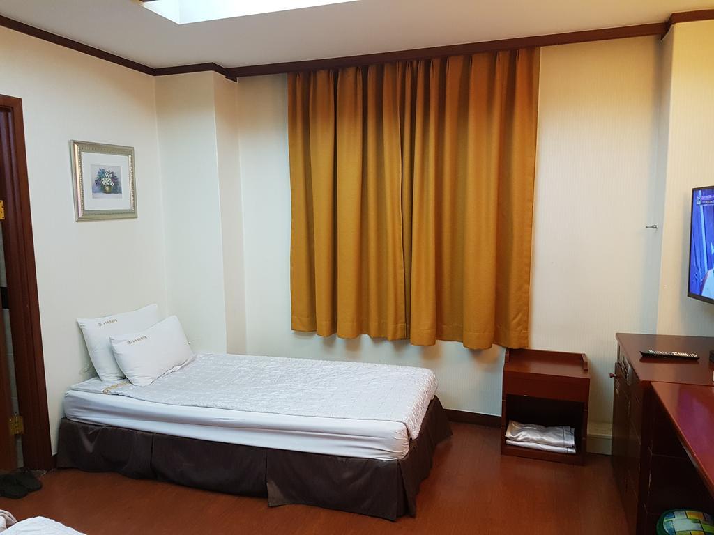 New Boolim Tourist Hotel Seoul Rom bilde